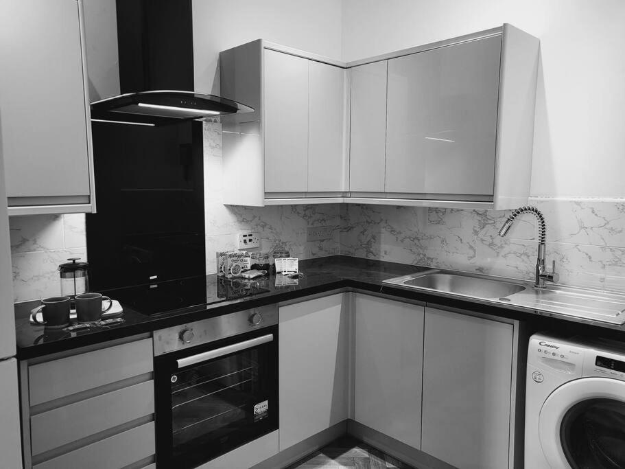 High Street, 2 Bed, Newly Refurb Apartamento Leamington Spa Exterior foto